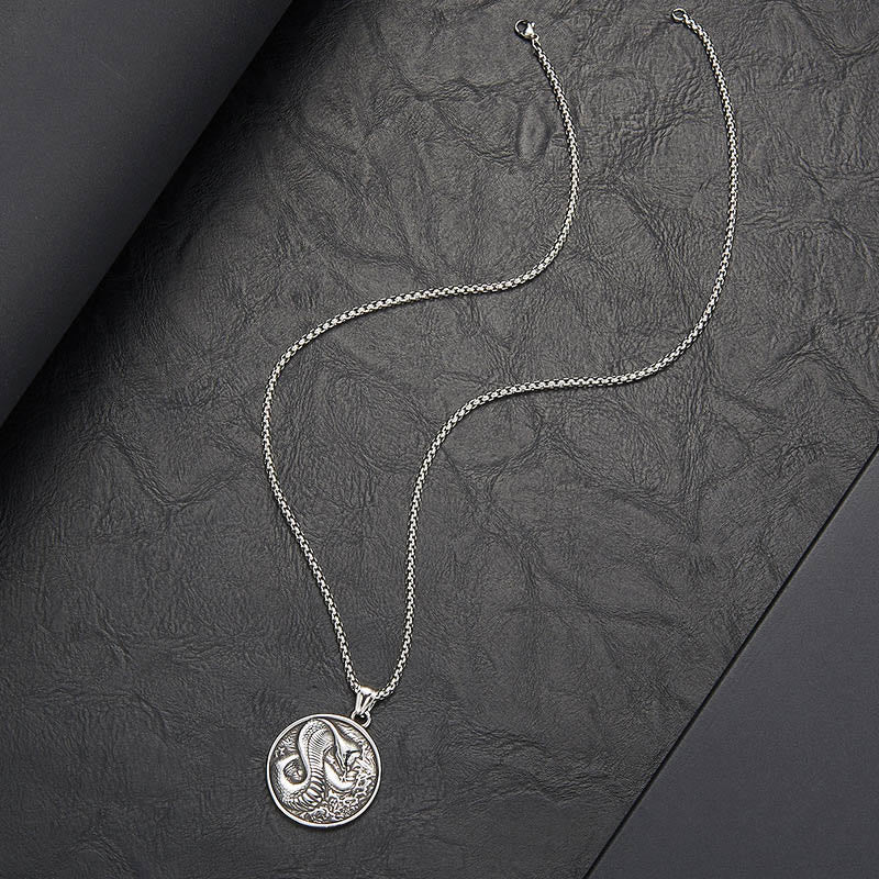 Collier pendentif d'équilibre Année du Serpent en acier titane