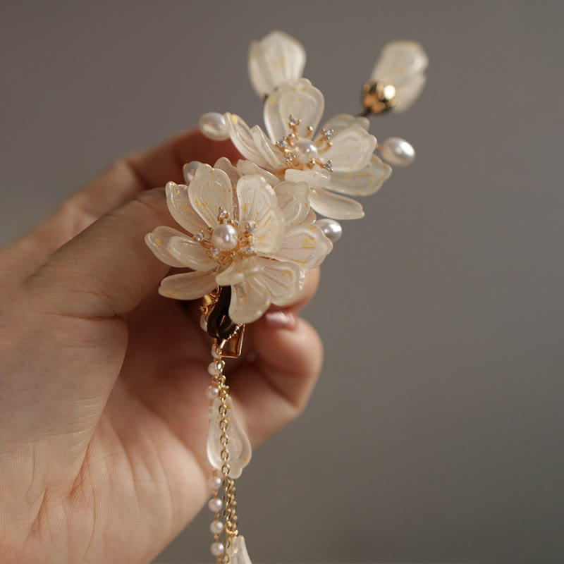 Pince à cheveux traditionnelle chinoise en magnolia avec pompon, bijou élégant