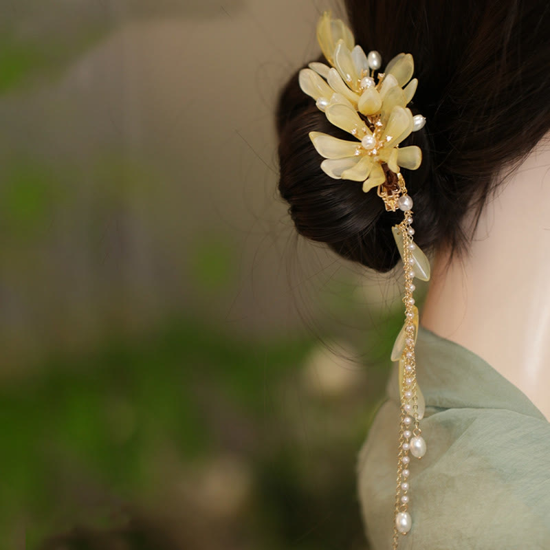 Pince à cheveux traditionnelle chinoise en magnolia avec pompon, bijou élégant