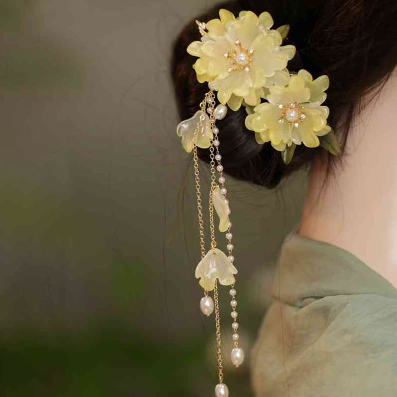 Pince à cheveux traditionnelle chinoise en magnolia avec pompon, bijou élégant