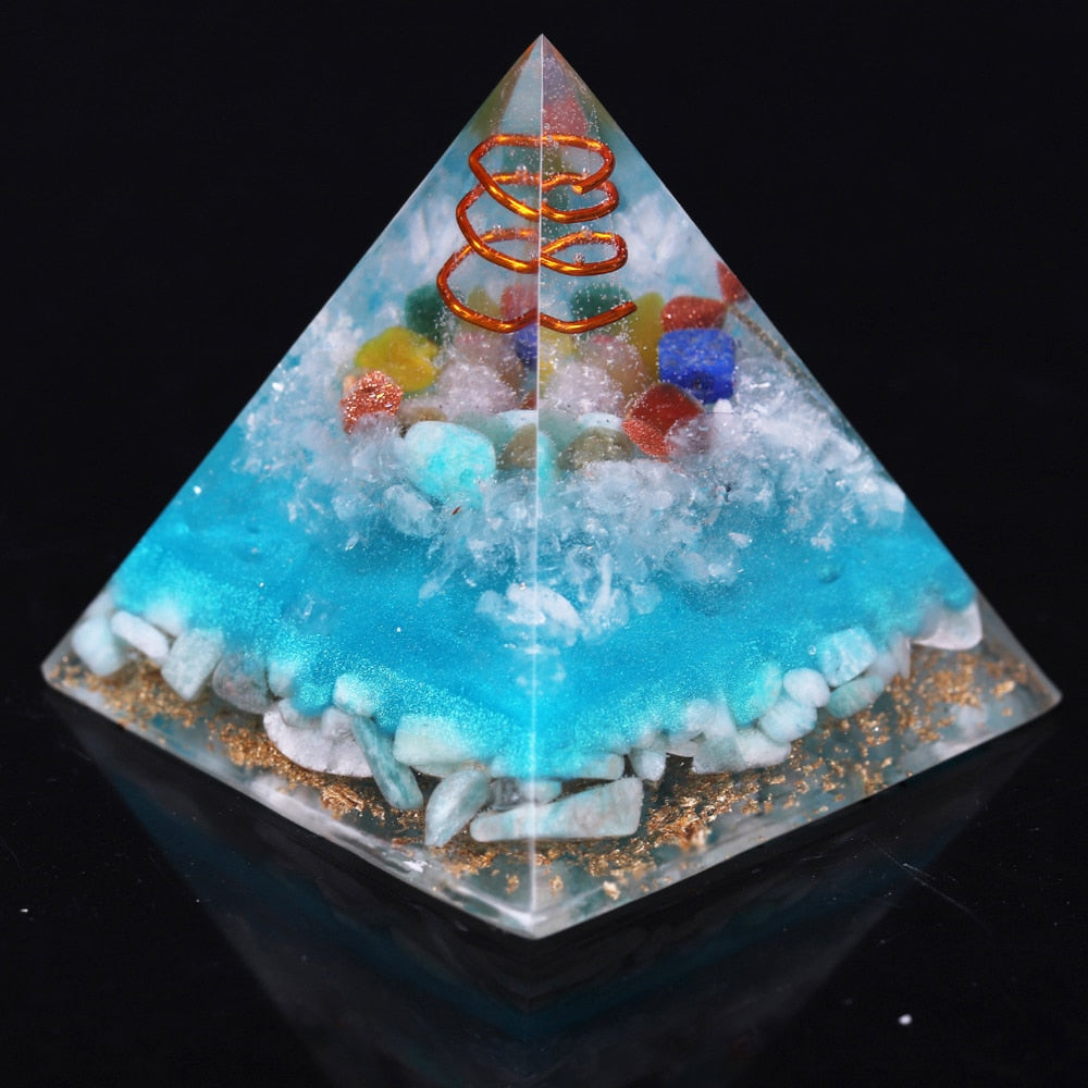 Pyramide d'orgone des 7 chakras en amazonite arbre de vie