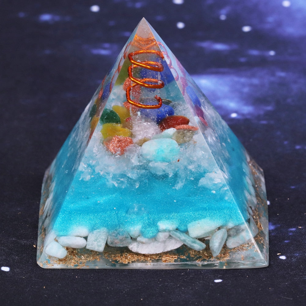 Pyramide d'orgone des 7 chakras en amazonite arbre de vie