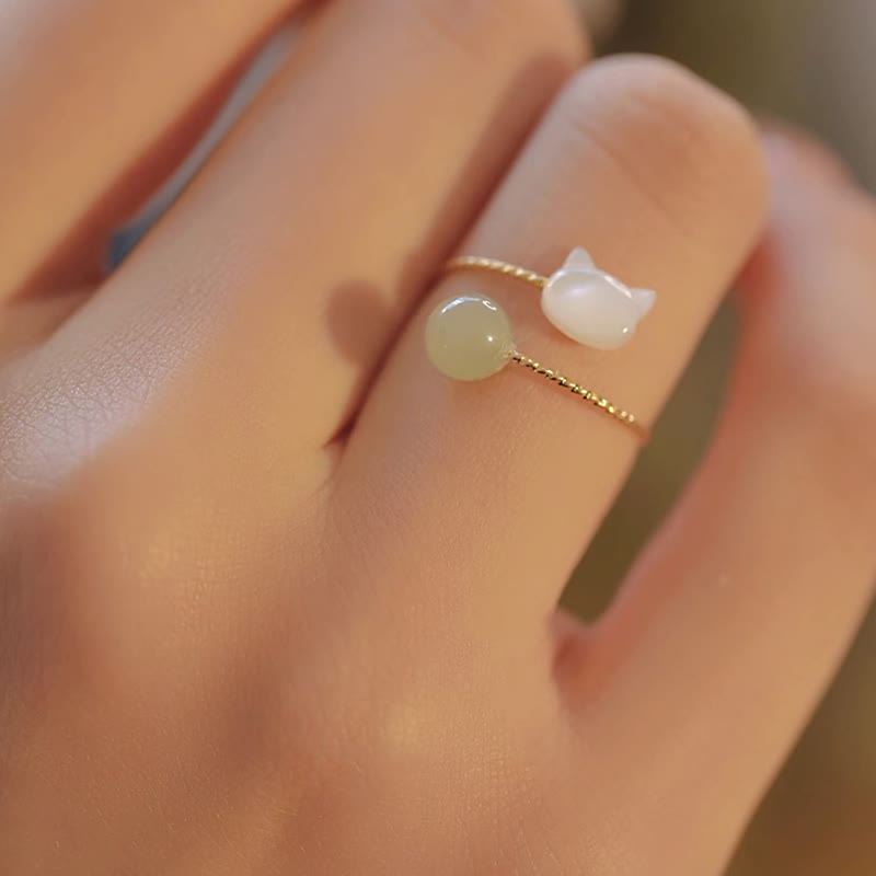Bague de bénédiction en jade avec tête de chat en pierre Tridacna pour l'équilibre