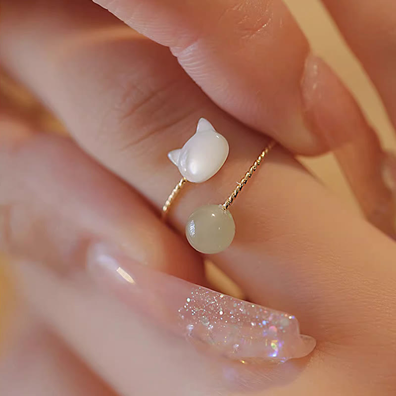 Bague de bénédiction en jade avec tête de chat en pierre Tridacna pour l'équilibre
