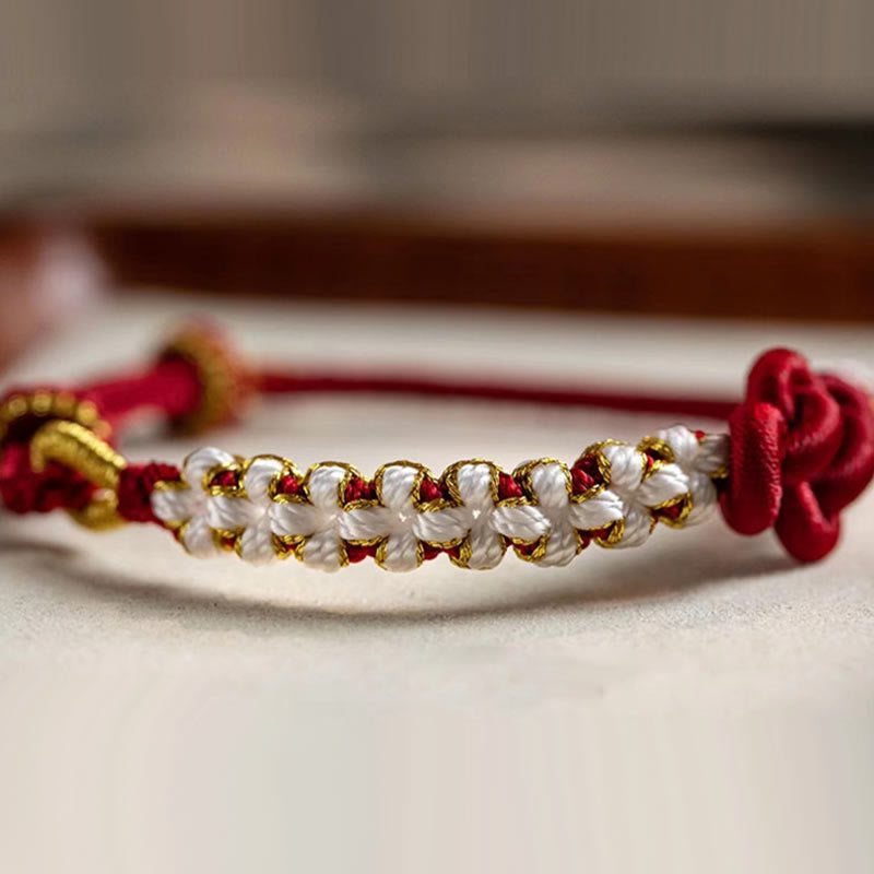 Bracelet en fil rouge avec nœud d'amour véritable pour la protection et la chance