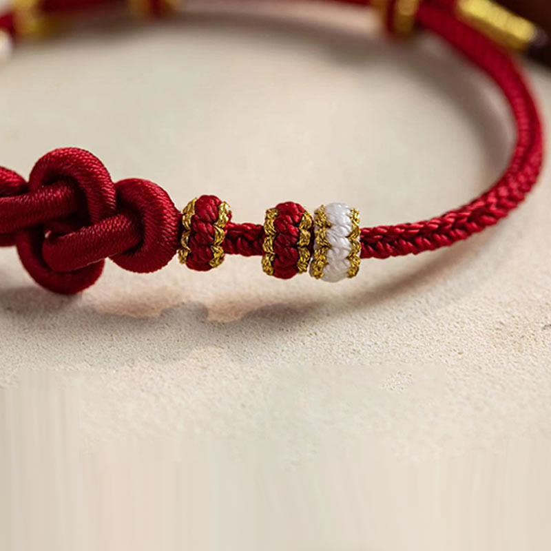 Bracelet en fil rouge avec nœud d'amour véritable pour la protection et la chance