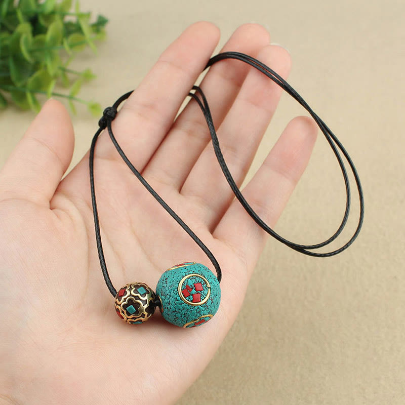 Collier pendentif de protection à double perle turquoise