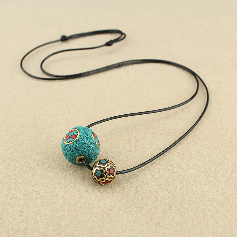 Collier pendentif de protection à double perle turquoise