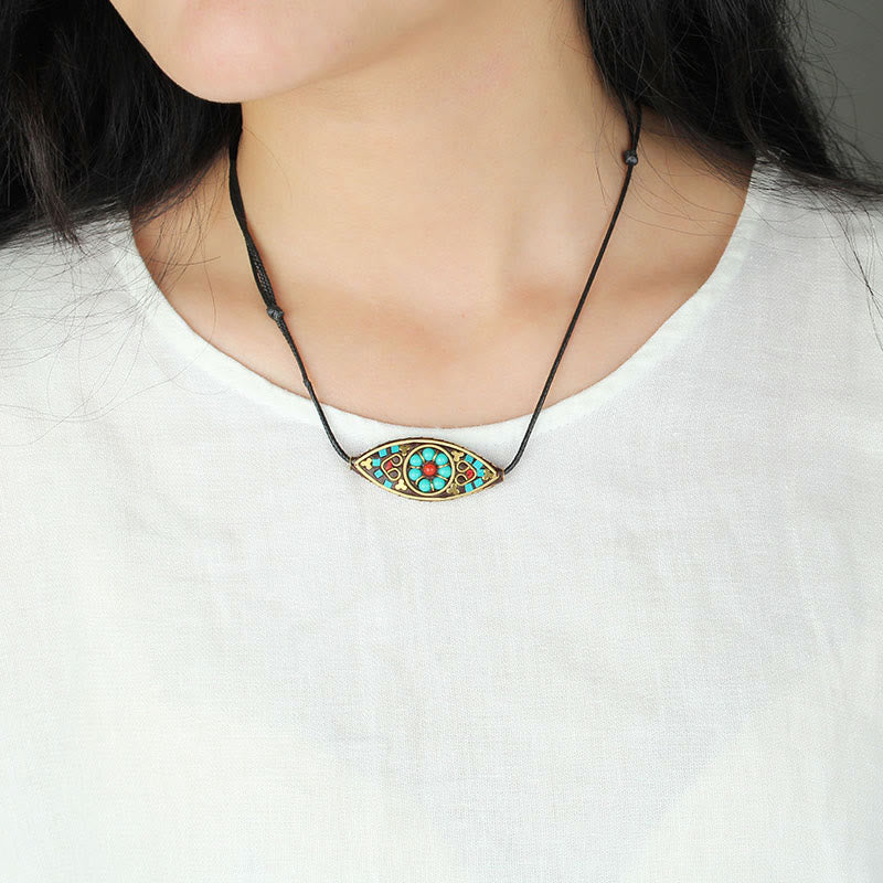 Collier pendentif protection force motif marquise turquoise