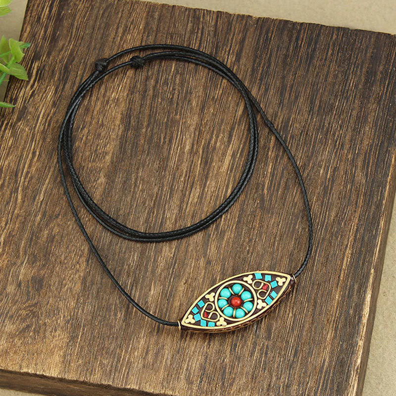Collier pendentif protection force motif marquise turquoise