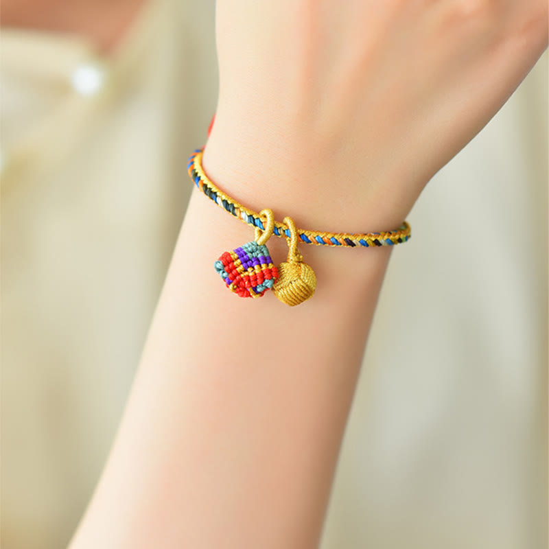 Bracelet à breloques unisexe coloré en fil rouge pour la chance et la protection