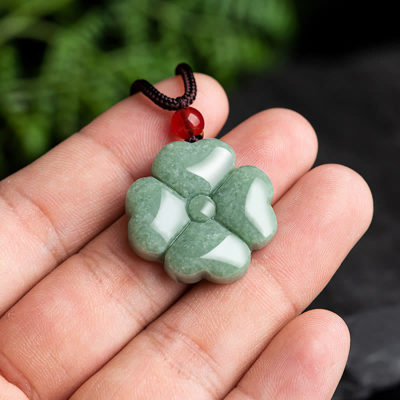 Collier pendentif trèfle à quatre feuilles en jade unisexe