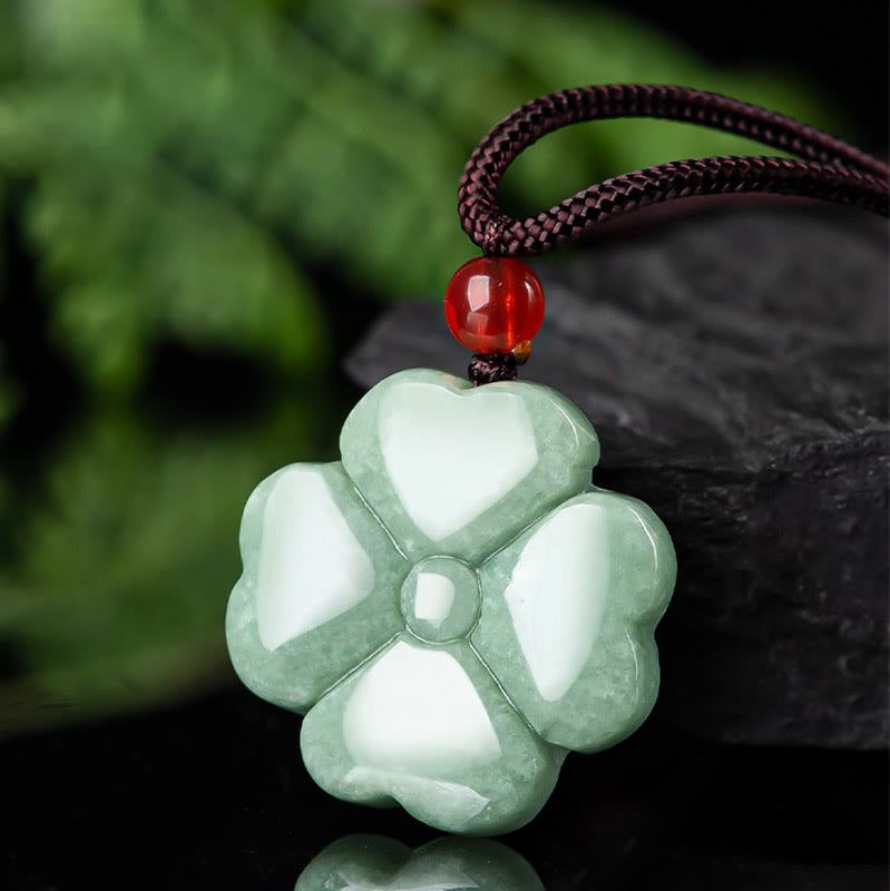 Collier pendentif trèfle à quatre feuilles en jade unisexe