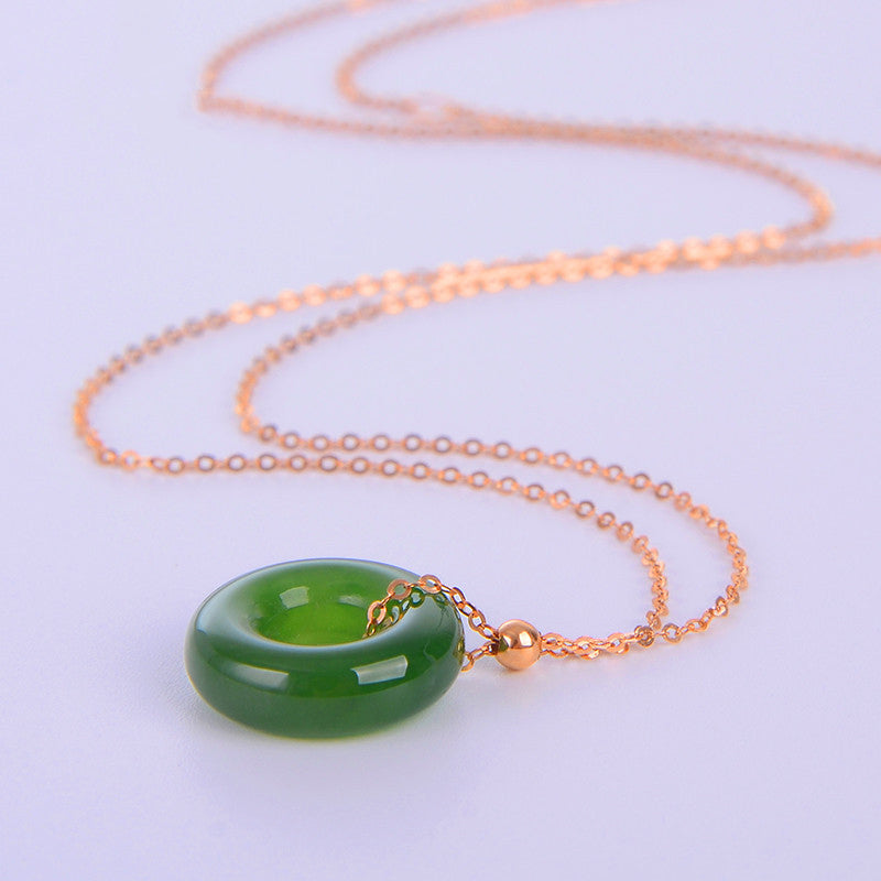 Collier de guérison unisexe rond en jade cyan avec pendentif en or 14 carats