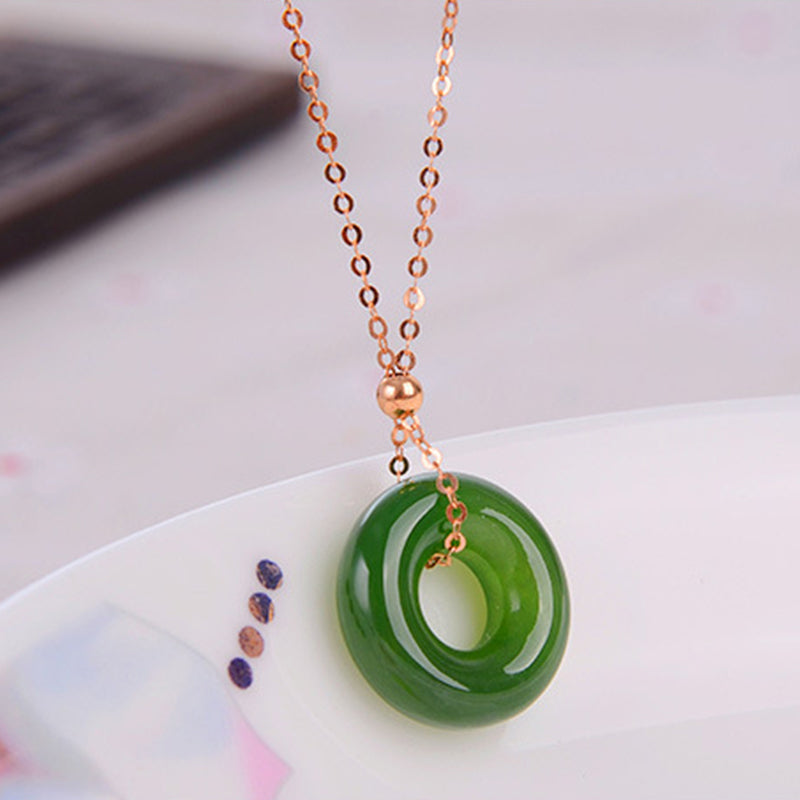 Collier de guérison unisexe rond en jade cyan avec pendentif en or 14 carats