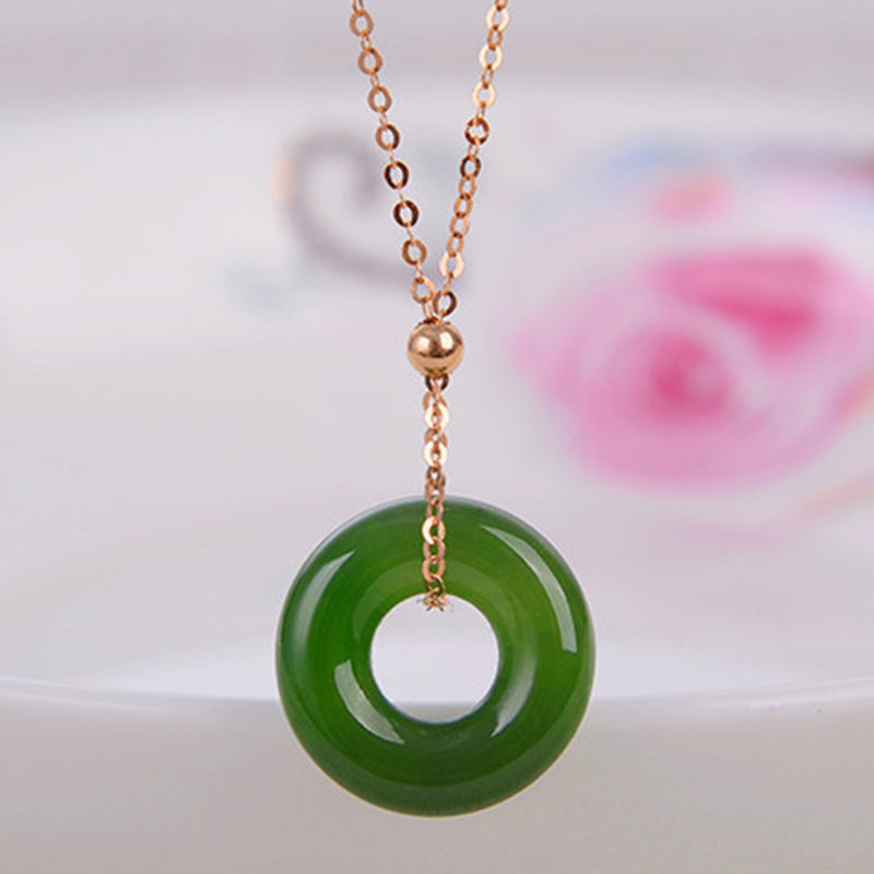 Collier de guérison unisexe rond en jade cyan avec pendentif en or 14 carats