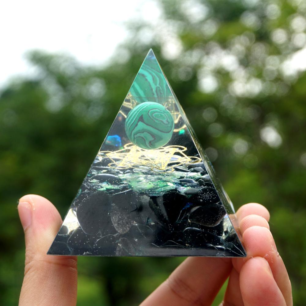 Pyramide d'orgone de l'Univers des Opportunités