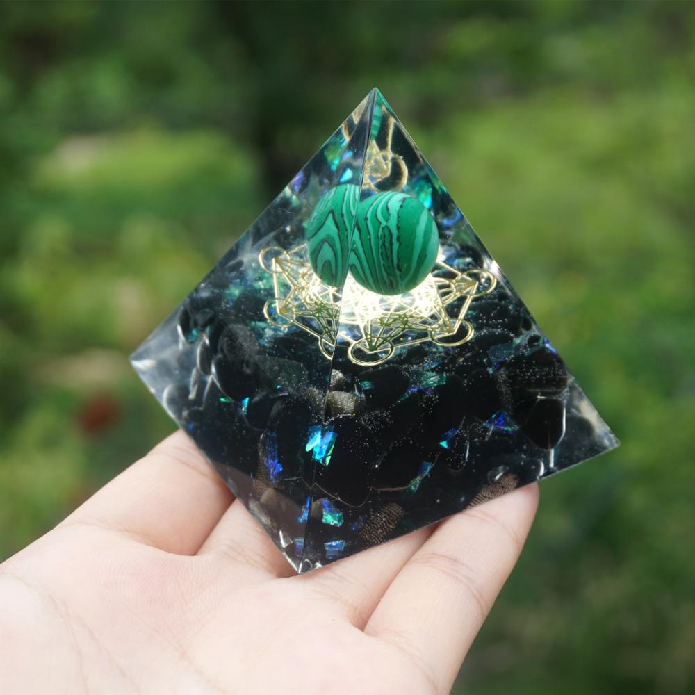 Pyramide d'orgone de l'Univers des Opportunités