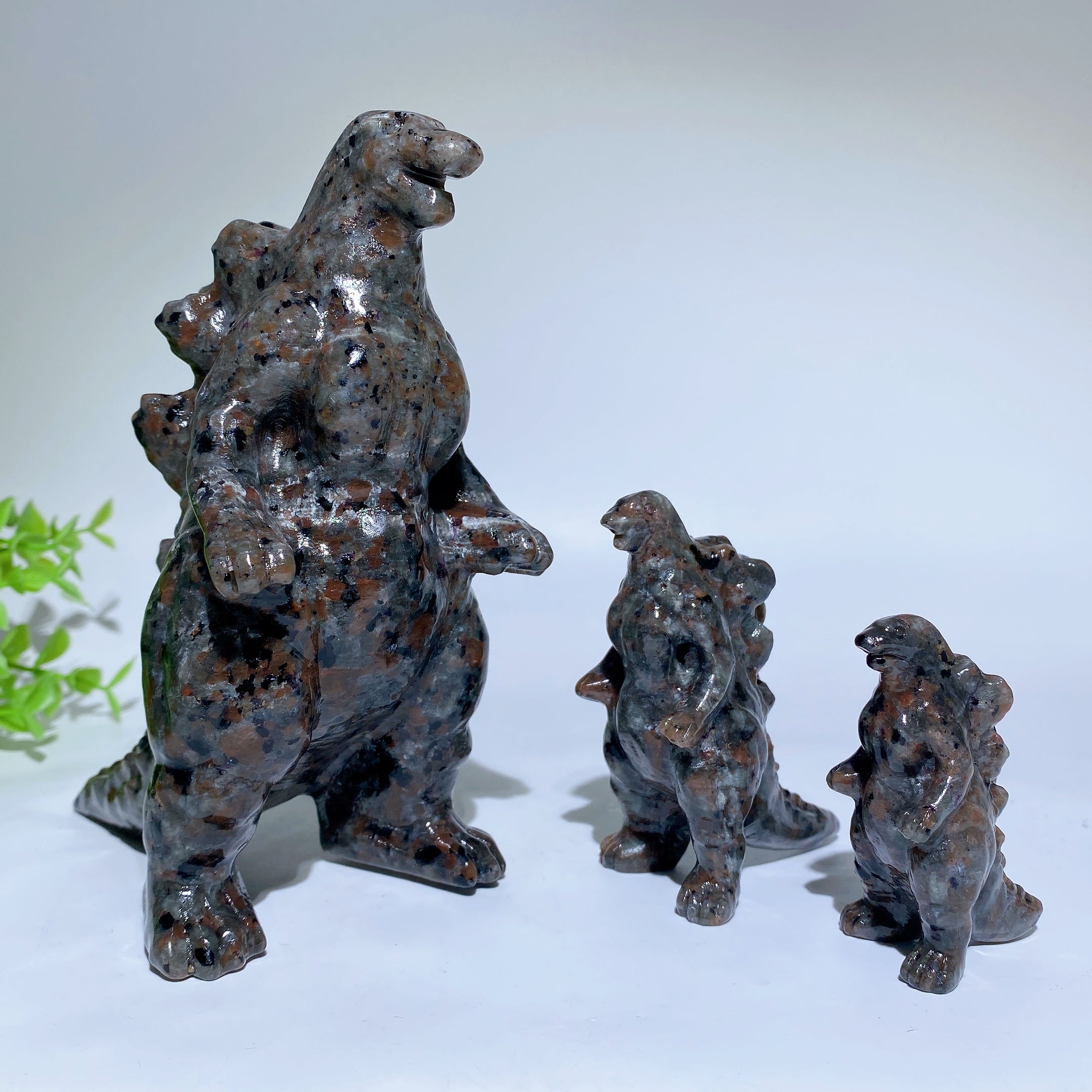 UV Reactive Yooperlite Godzilla Crystal Dragon Figurines 2.4-5.8 inch
