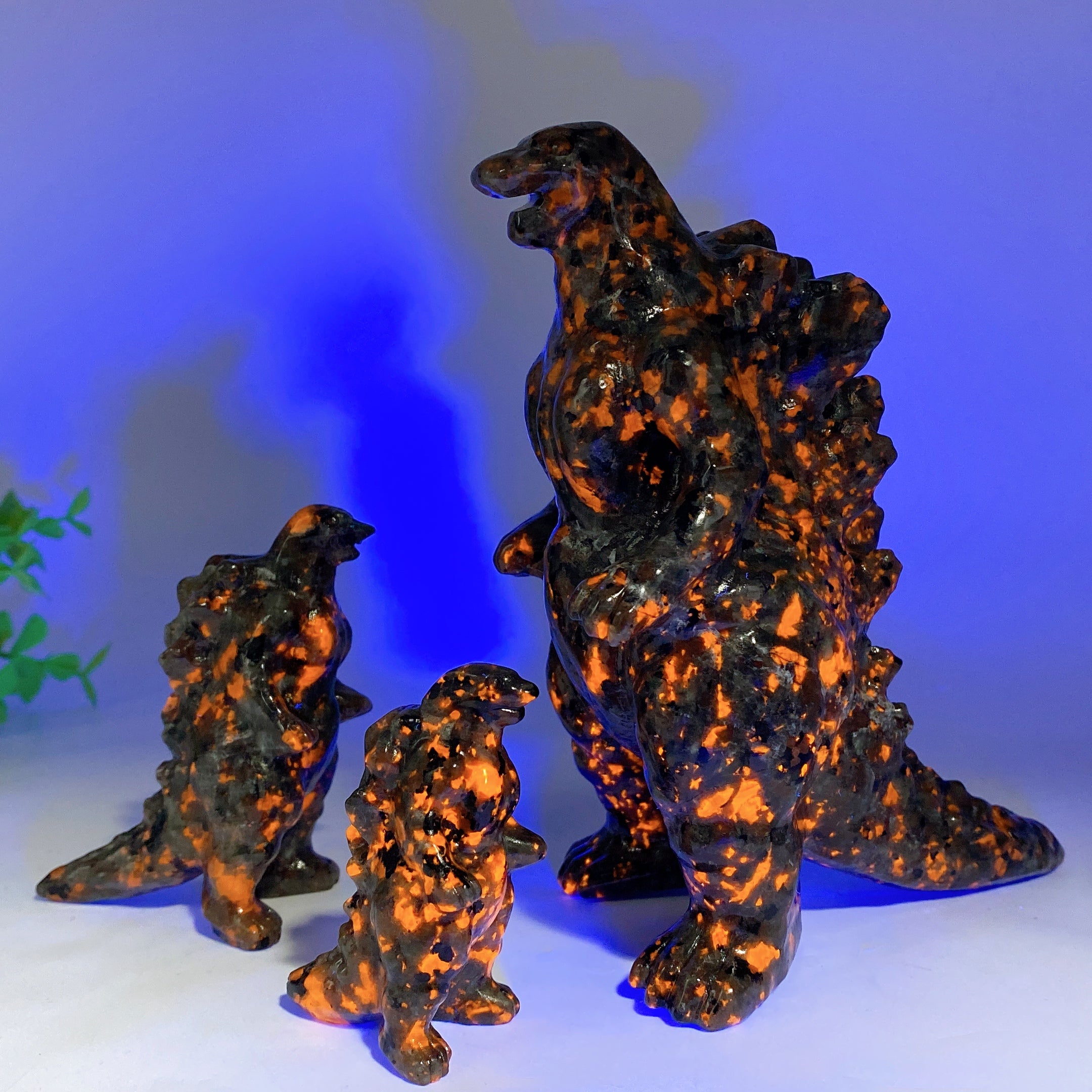 UV Reactive Yooperlite Godzilla Crystal Dragon Figurines 2.4-5.8 inch