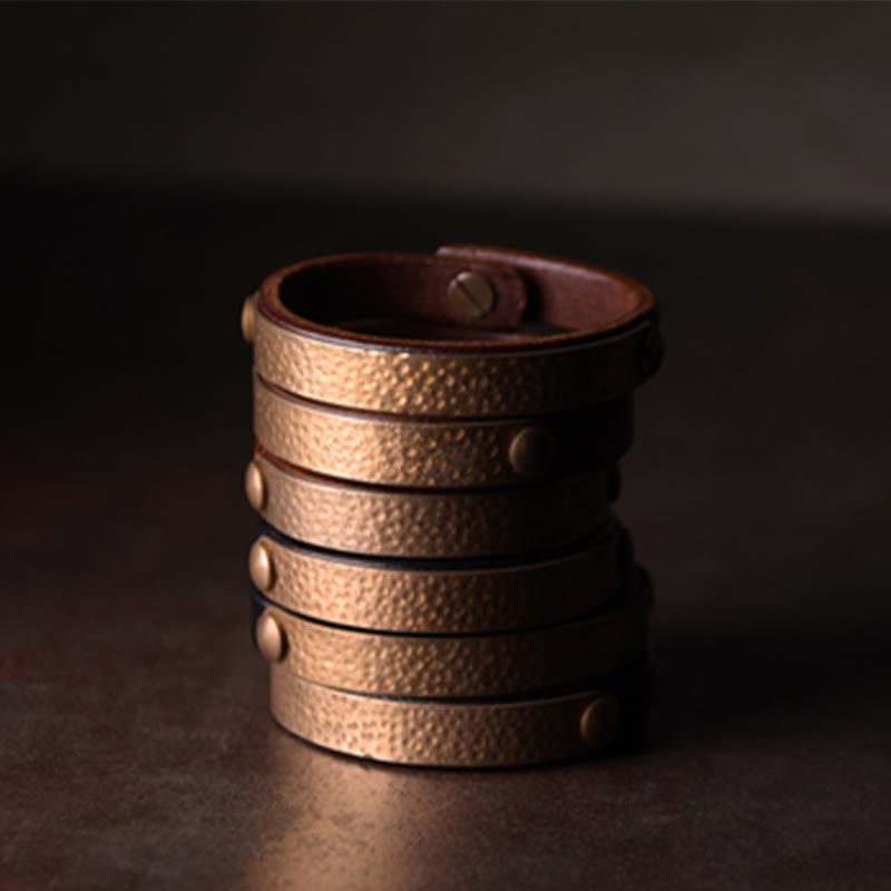 Bracelet de richesse vintage en cuir et cuivre pour la prospérité spirituelle