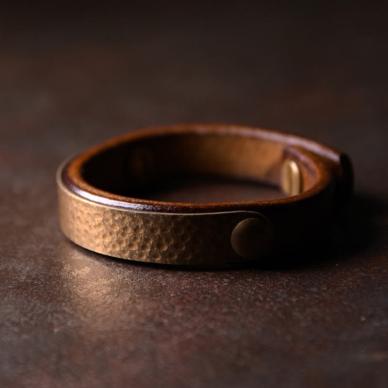 Bracelet de richesse vintage en cuir et cuivre pour la prospérité spirituelle