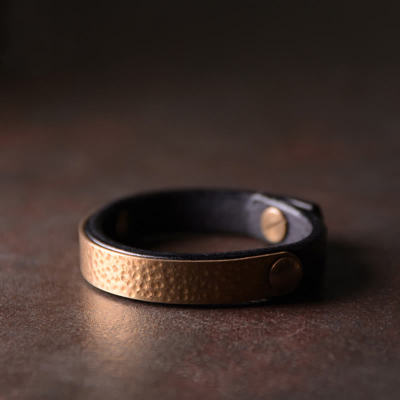 Bracelet de richesse vintage en cuir et cuivre pour la prospérité spirituelle