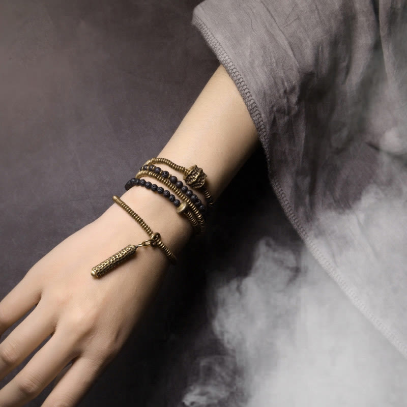 Bracelet spirituel vintage en cuivre et pierre de lave pour l'équilibre