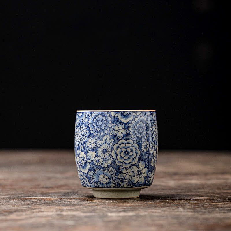 Tasse à thé vintage en céramique motif lotus | Vaisselle florale faite main