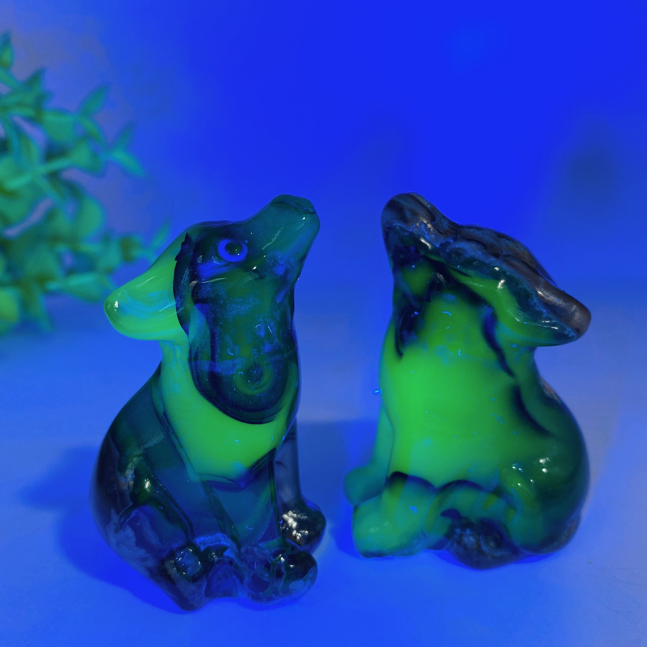 Volcanic Agate 1.8-2.1in Crystal Animal Carvings