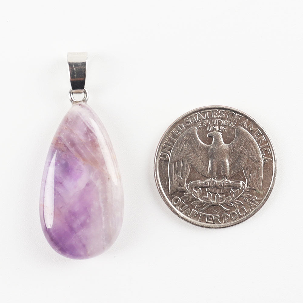 Pendentif en cristal d'améthyste en forme de goutte d'eau pour apaiser et clarifier