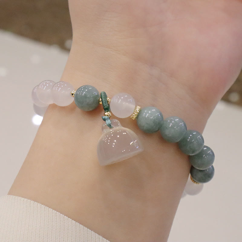 Bracelet de protection en jade et agate blanche 8 mm avec boucle Lotus Peace