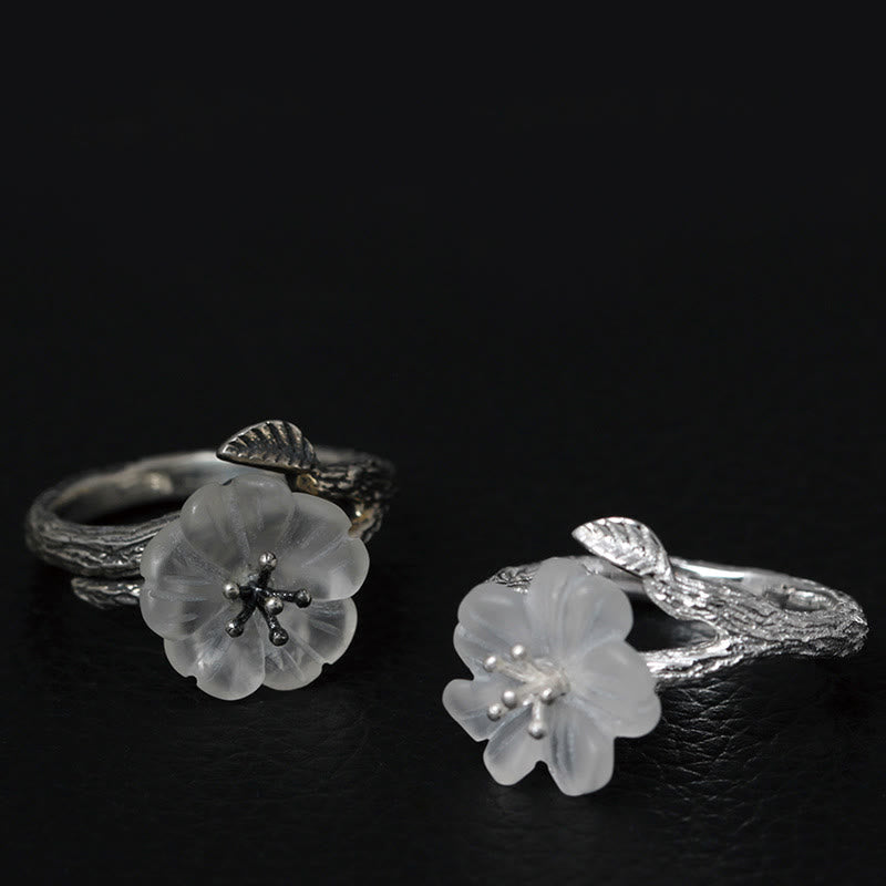 Bague de guérison réglable en cristal blanc avec fleur squelette