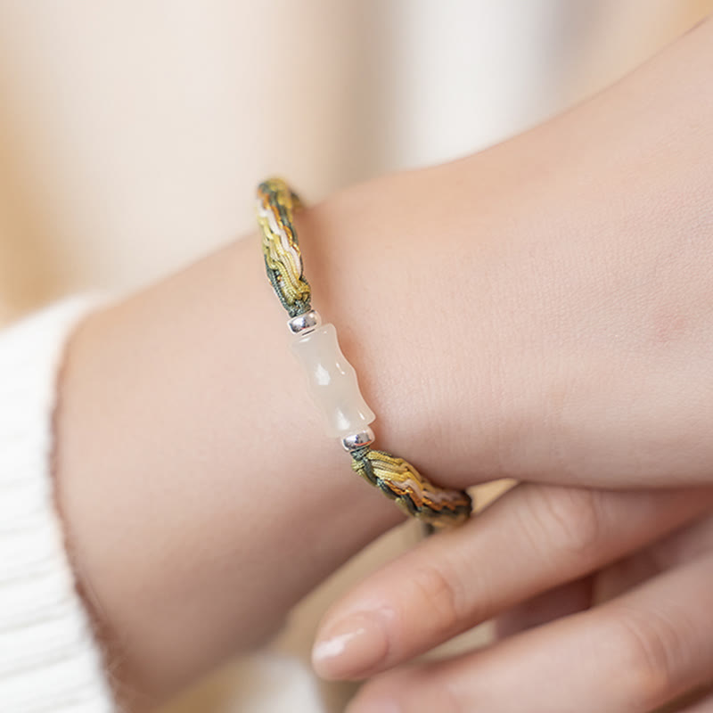 Bracelet en fil de jade blanc et bambou, force et chance