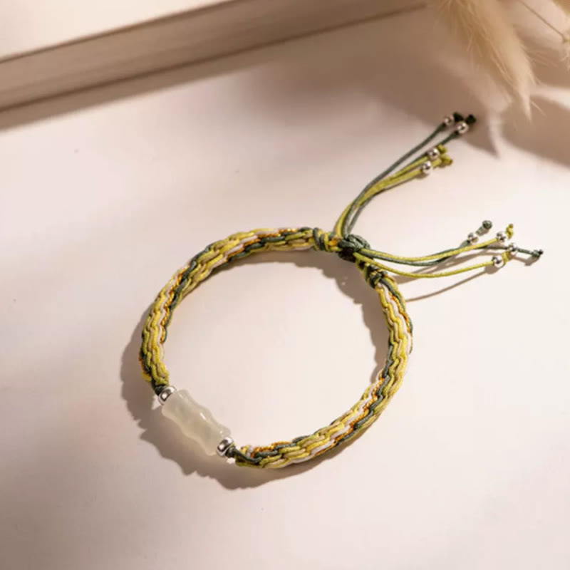 Bracelet en fil de jade blanc et bambou, force et chance