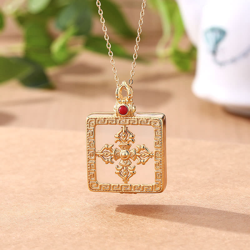 Collier Double Dorje en Jade Blanc pour la Protection et la Chance