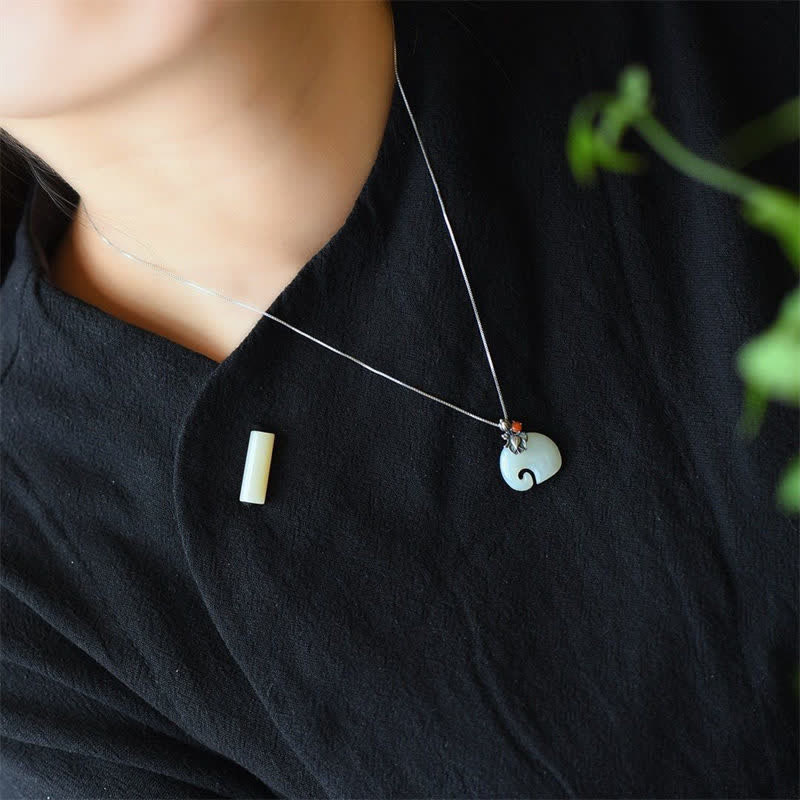 Collier de protection en jade blanc éléphant lotus 45 cm