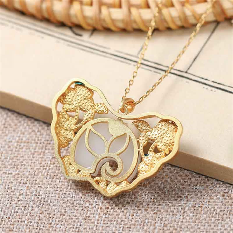 Collier Succès en Jade Blanc avec Éléphant Papillon Lotus