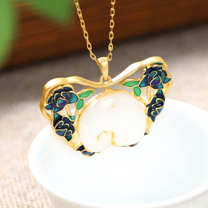 Collier Succès en Jade Blanc avec Éléphant Papillon Lotus