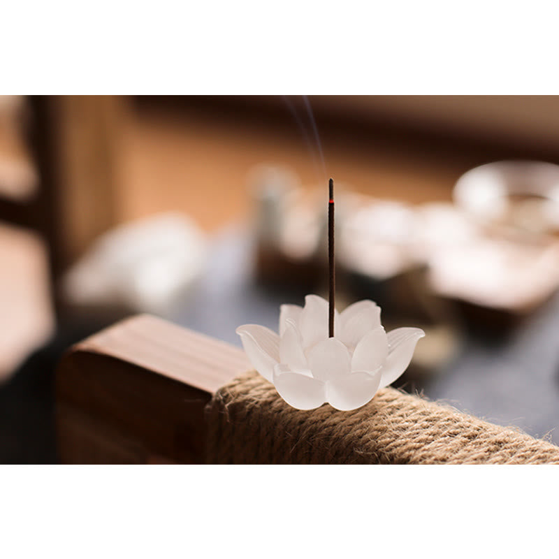 Brûleur d'encens en cristal Liuli Lotus blanc pour la méditation