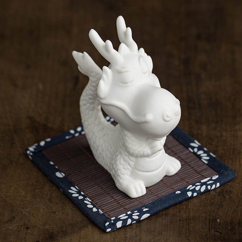 Statue de dragon chinois en porcelaine blanche | Charme Feng Shui