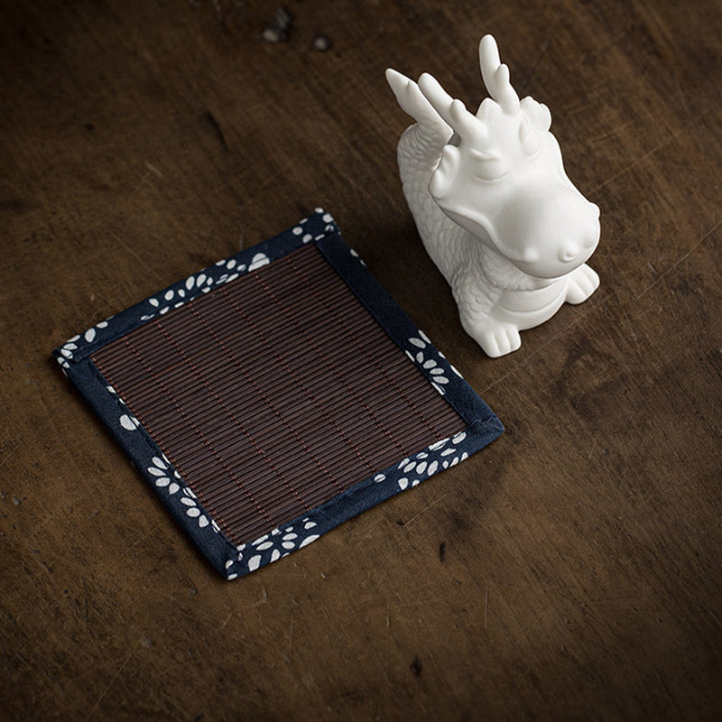 Statue de dragon chinois en porcelaine blanche | Charme Feng Shui