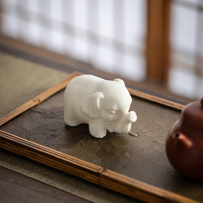 Figurine d'éléphant en porcelaine blanche, décoration de force spirituelle