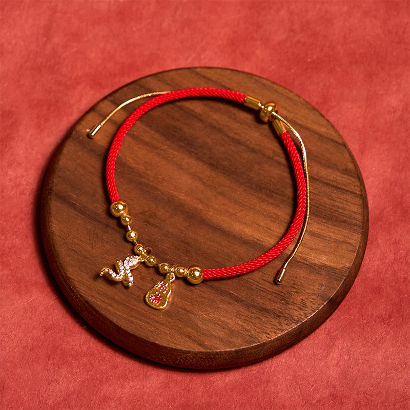 Bracelet de protection pour femme avec personnage Fu et corde rouge, Année du Serpent