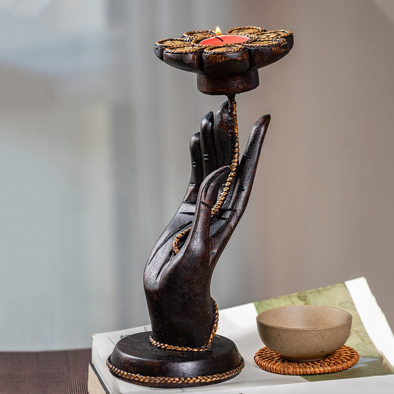 Bougeoir en bois motif main | Décoration spirituelle pour la maison