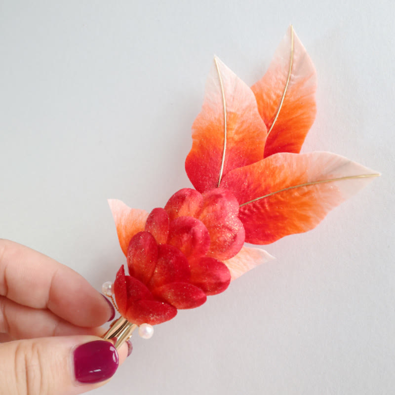 Broche ou pince à cheveux en forme de poisson koï en velours de Yangzhou