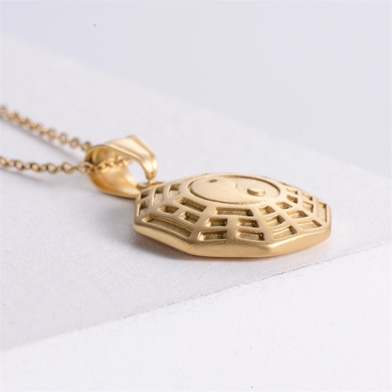 Collier Yin Yang en acier titane équilibre et harmonie