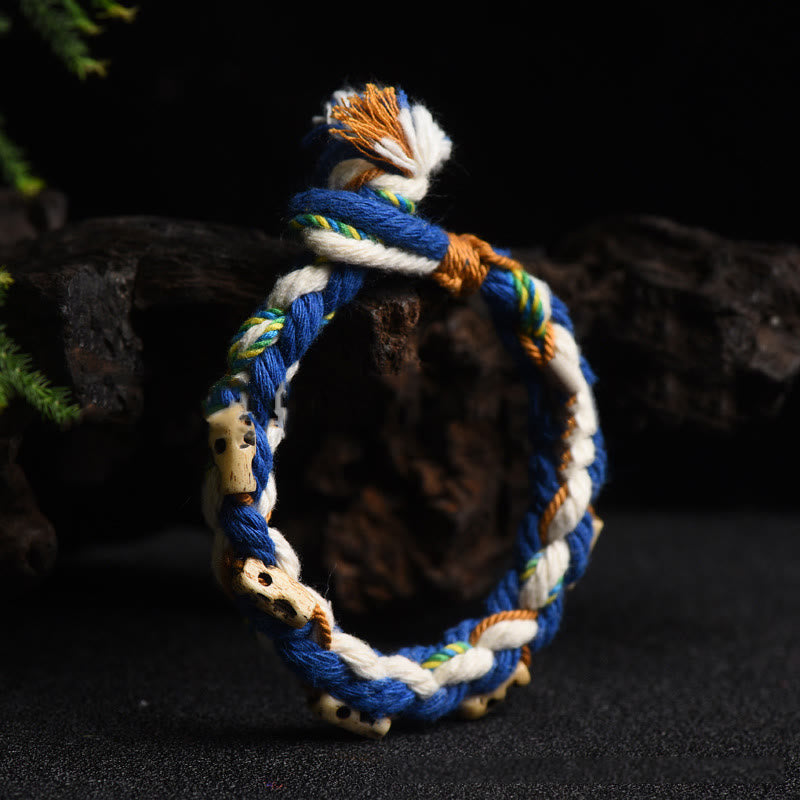 Bracelet en fil rouge Zakiram Wealth Goddess fabriqué à la main