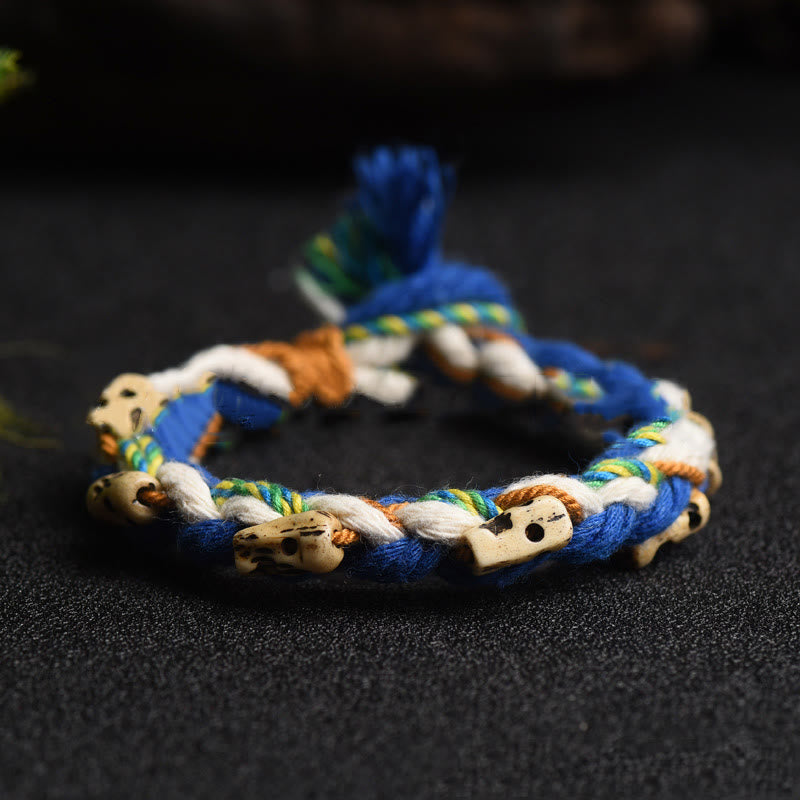 Bracelet en fil rouge Zakiram Wealth Goddess fabriqué à la main